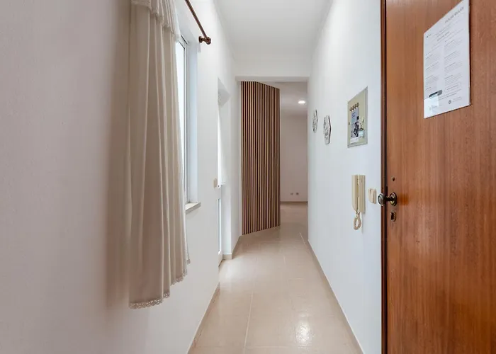 Apartment Cosy Riverside 2bdr In By Lovelystay *